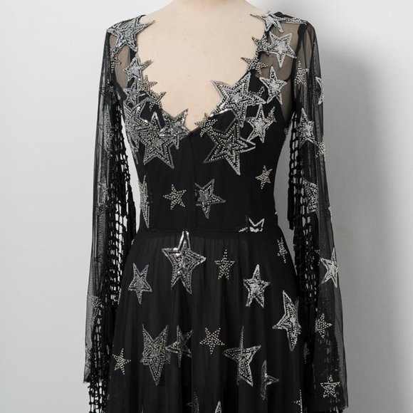 Chotronette Cake Odyssey Gown Size S - Picture 1 of 3